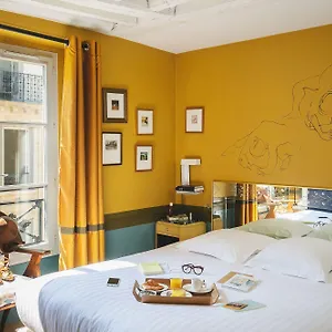 Crayon 3*, Paris France