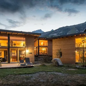 Les Lodges, By Refuges En Bourg-Saint-Maurice