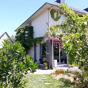3* Couette-café Des Hortensias
